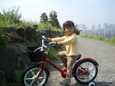 05-0919_nonnon_with_bike.jpg