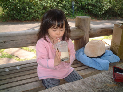 06-0401_momi-tea_1.jpg
