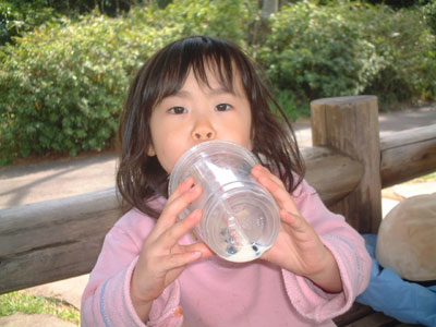 06-0401_momi-tea_3.jpg